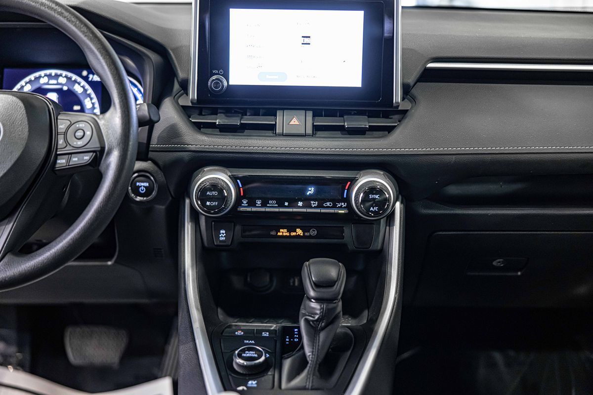 2024 TOYOTA RAV4 - Image 35