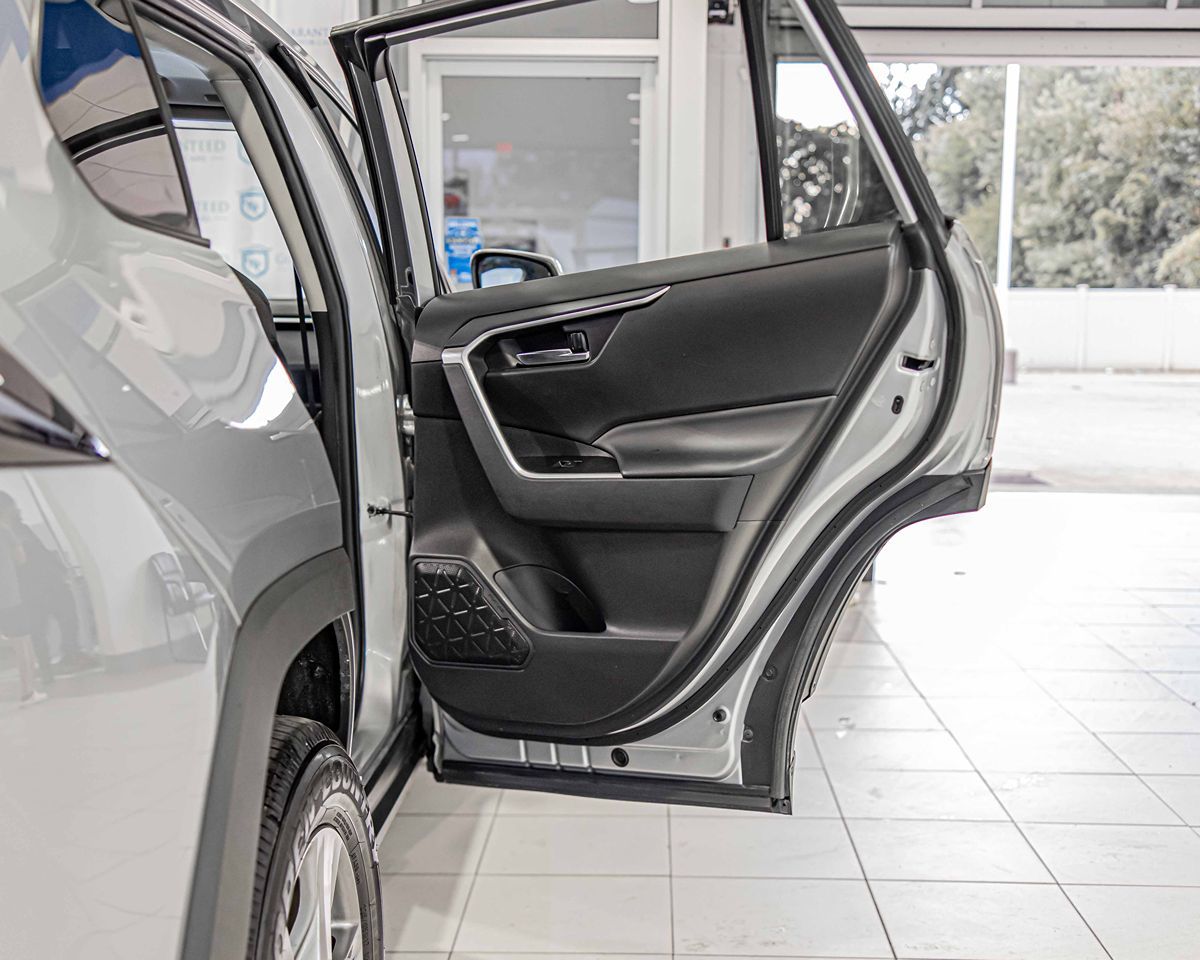 2024 TOYOTA RAV4 - Image 37