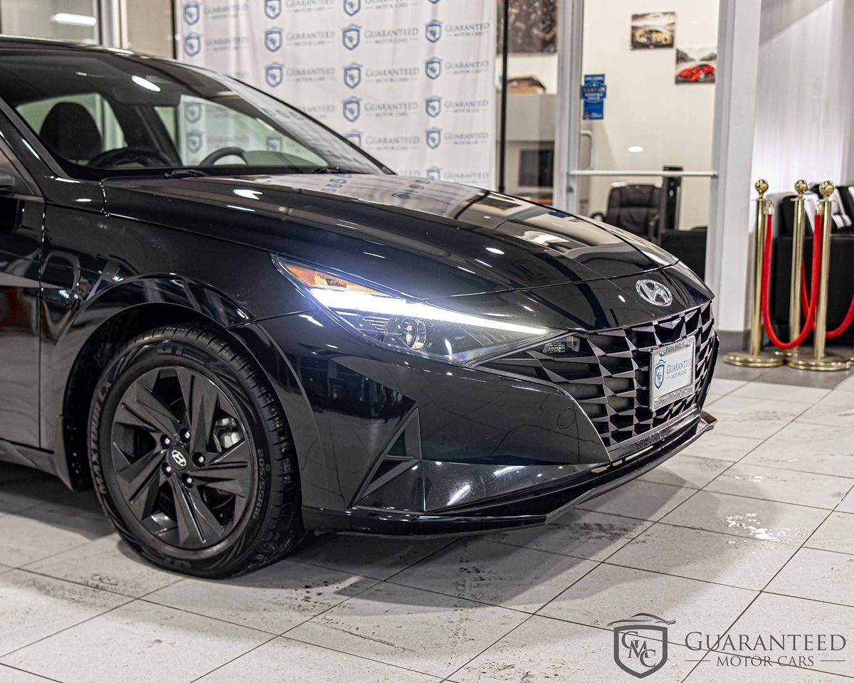 2023 HYUNDAI ELANTRA - Image 4