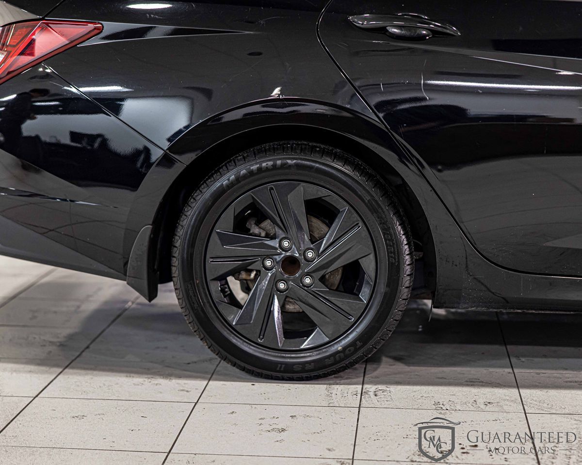 2023 HYUNDAI ELANTRA - Image 10