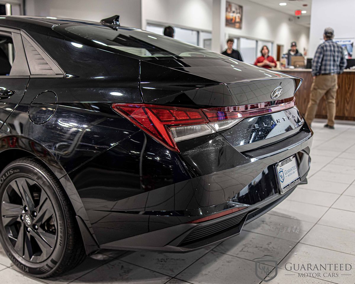 2023 HYUNDAI ELANTRA - Image 14