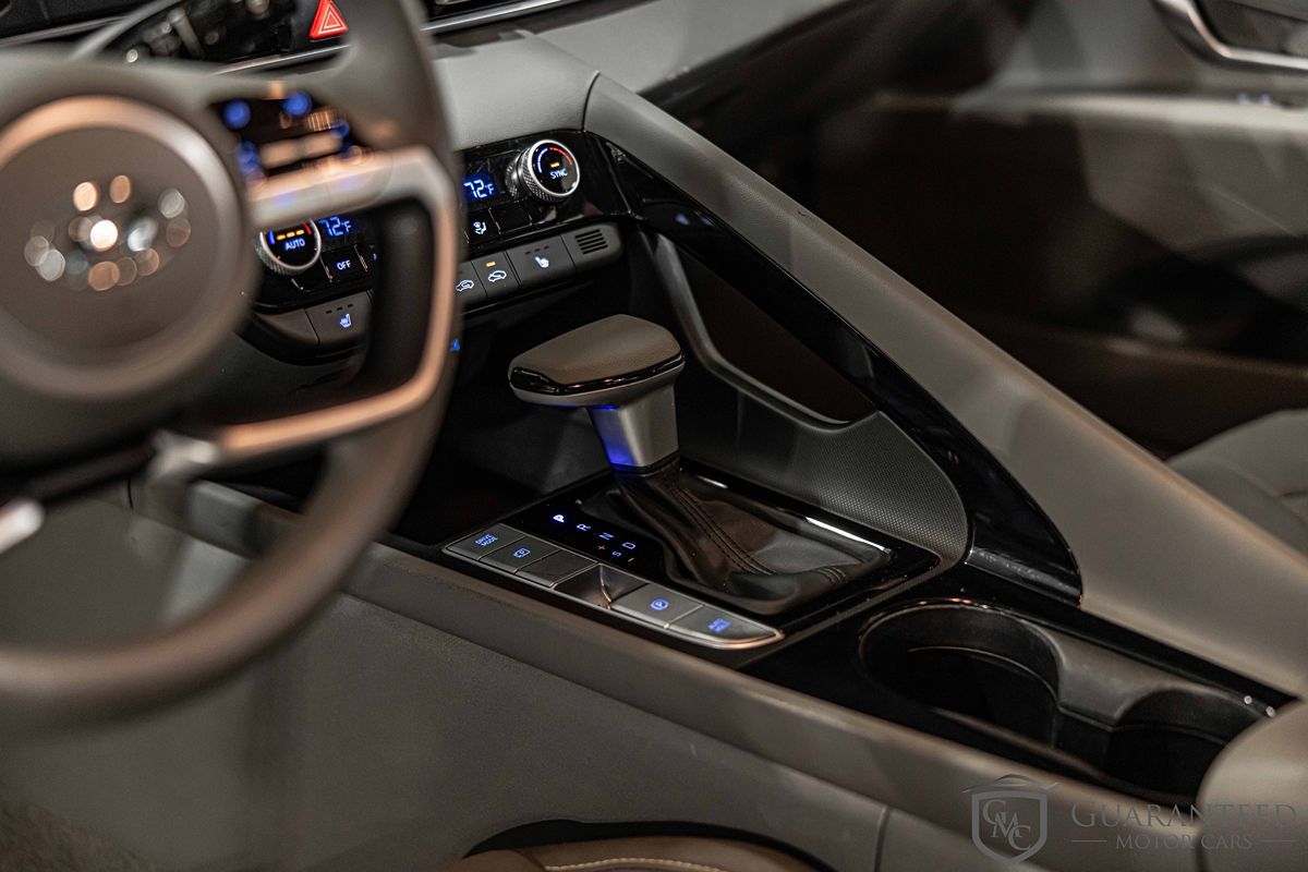 2023 HYUNDAI ELANTRA - Image 20