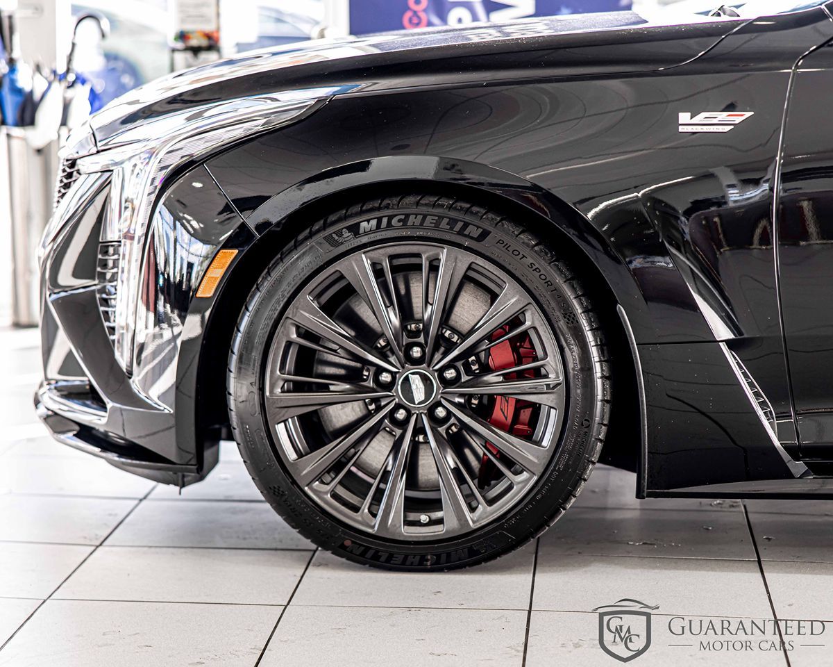 2025 CADILLAC CT5 - Image 9