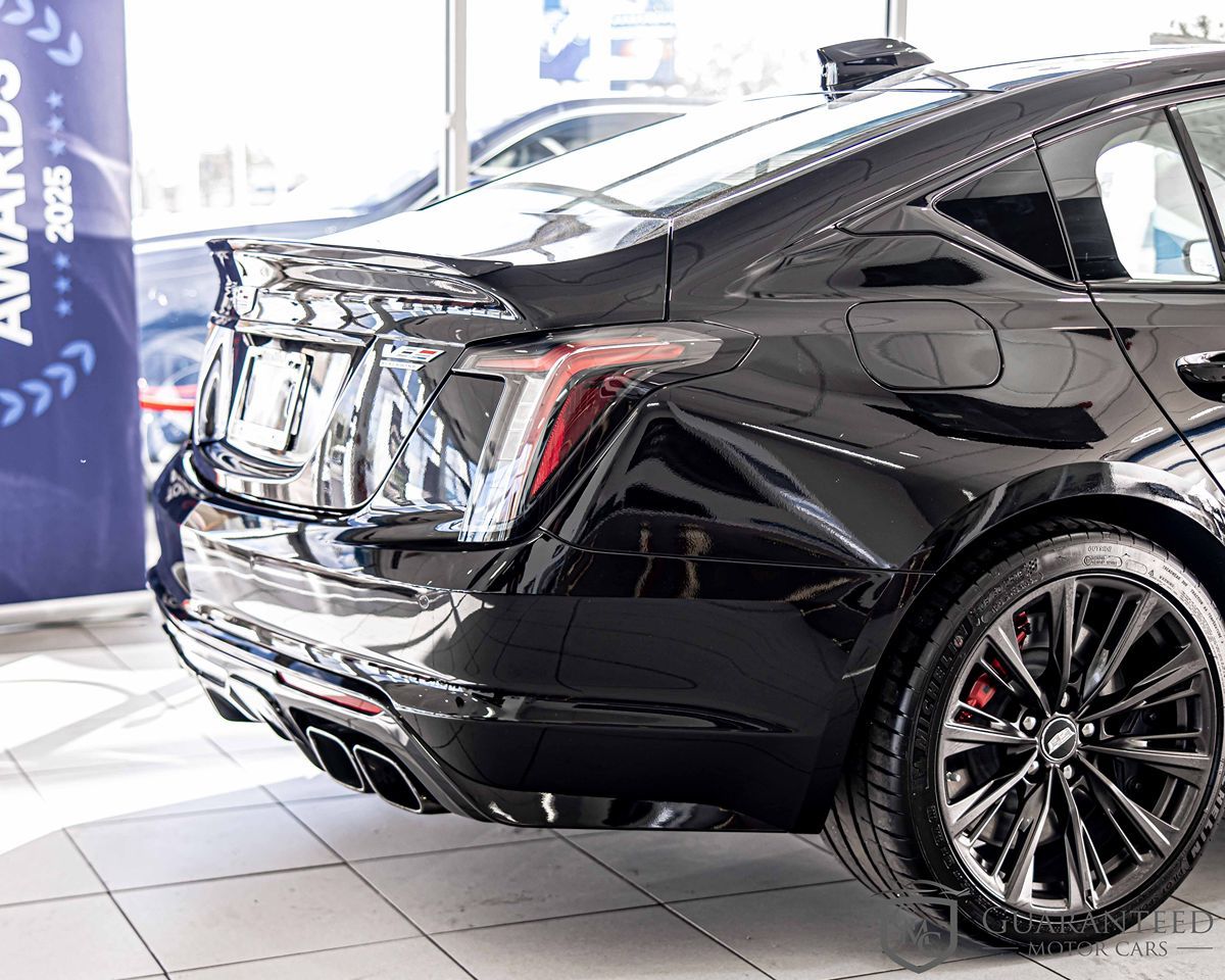 2025 CADILLAC CT5 - Image 13