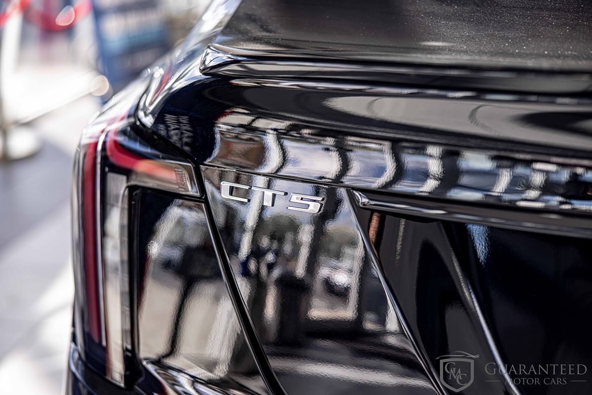 2025 CADILLAC CT5 - Image 15