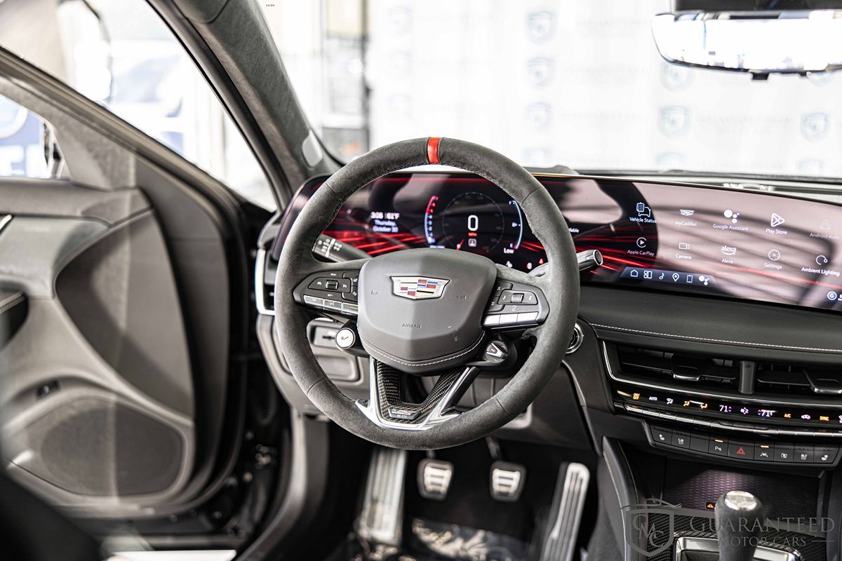 2025 CADILLAC CT5 - Image 38