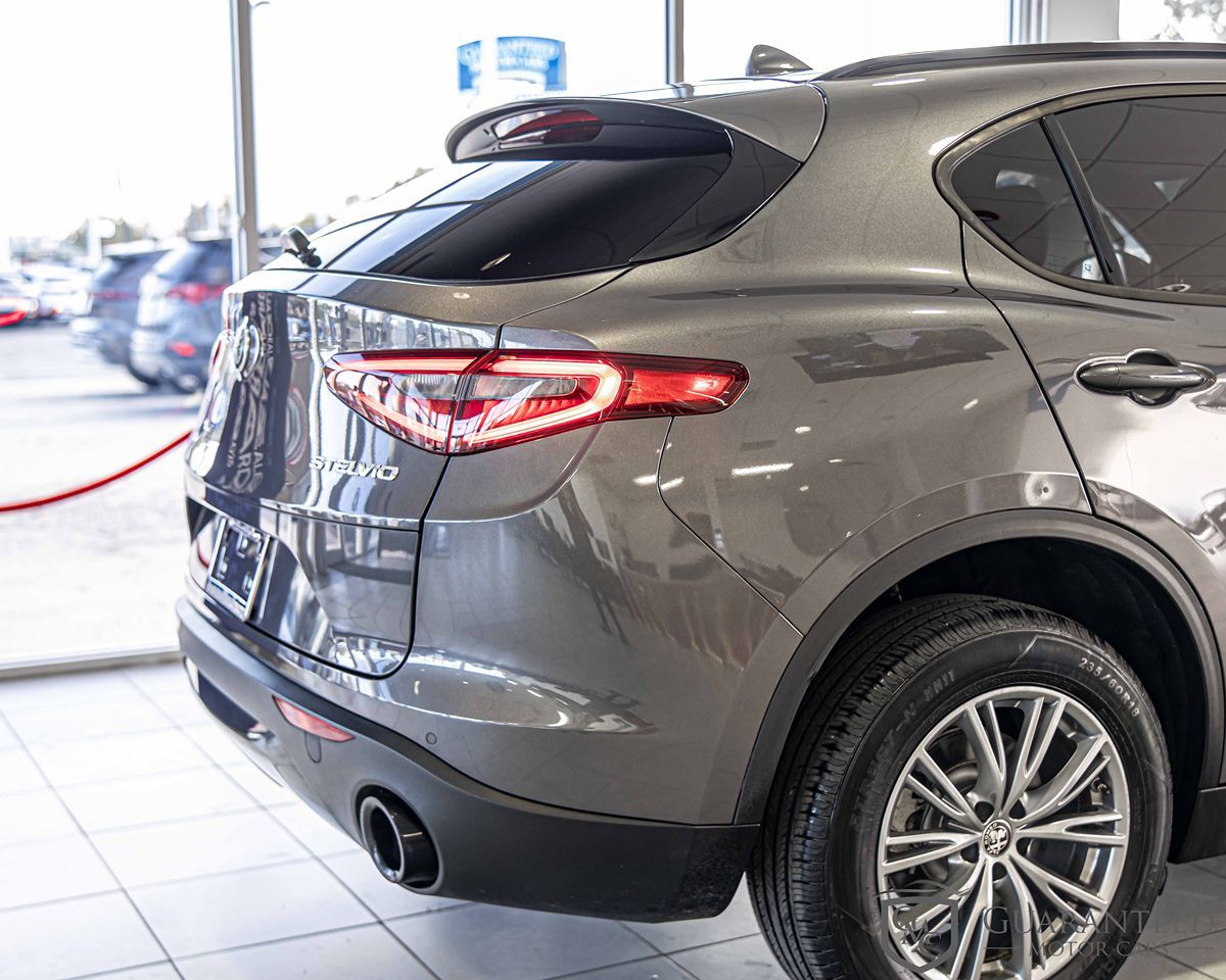 2022 ALFA ROMEO STELVIO - Image 13