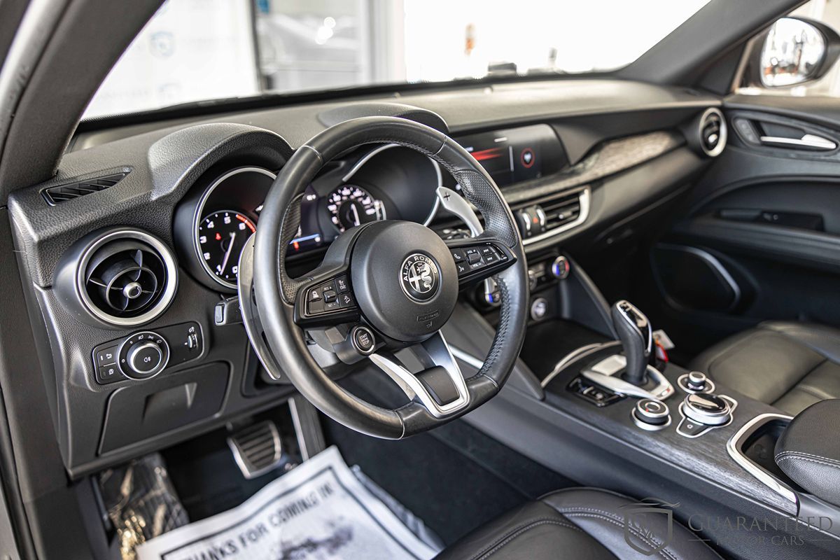 2022 ALFA ROMEO STELVIO - Image 21