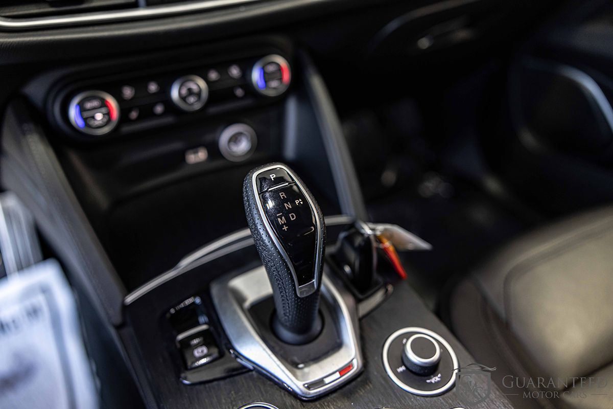 2022 ALFA ROMEO STELVIO - Image 30