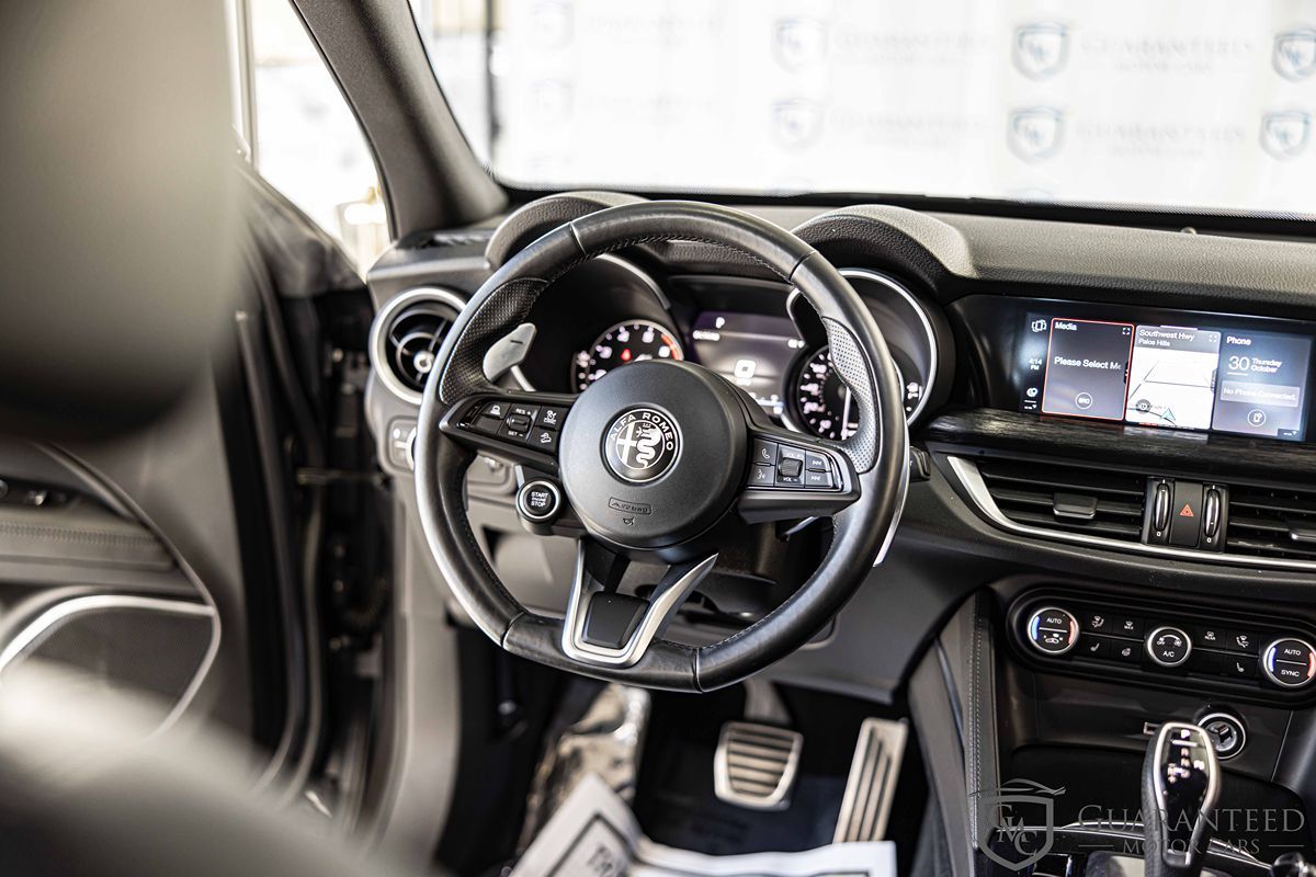 2022 ALFA ROMEO STELVIO - Image 37