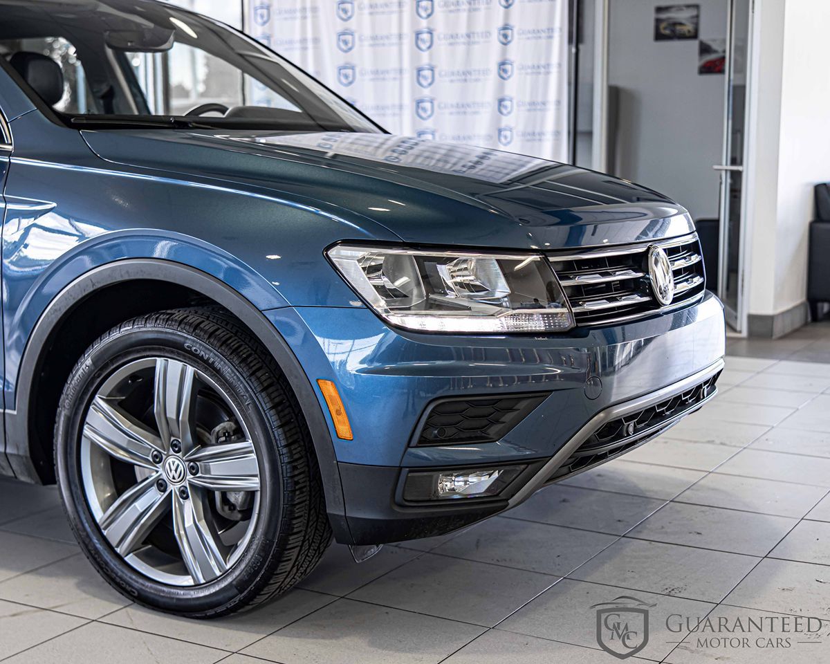 2020 Volkswagen Tiguan SEL photo 3