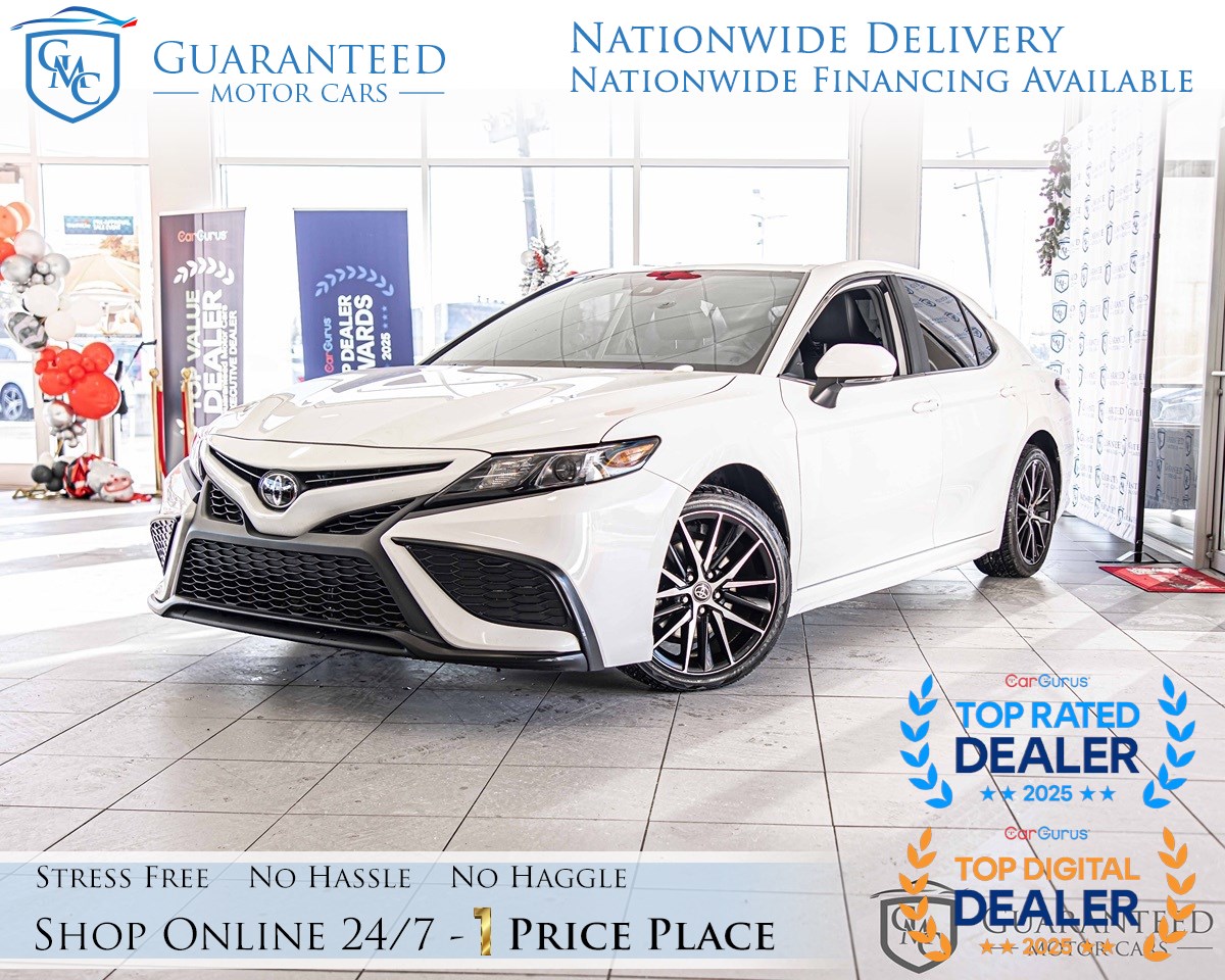 2024 Toyota Camry SE's photo