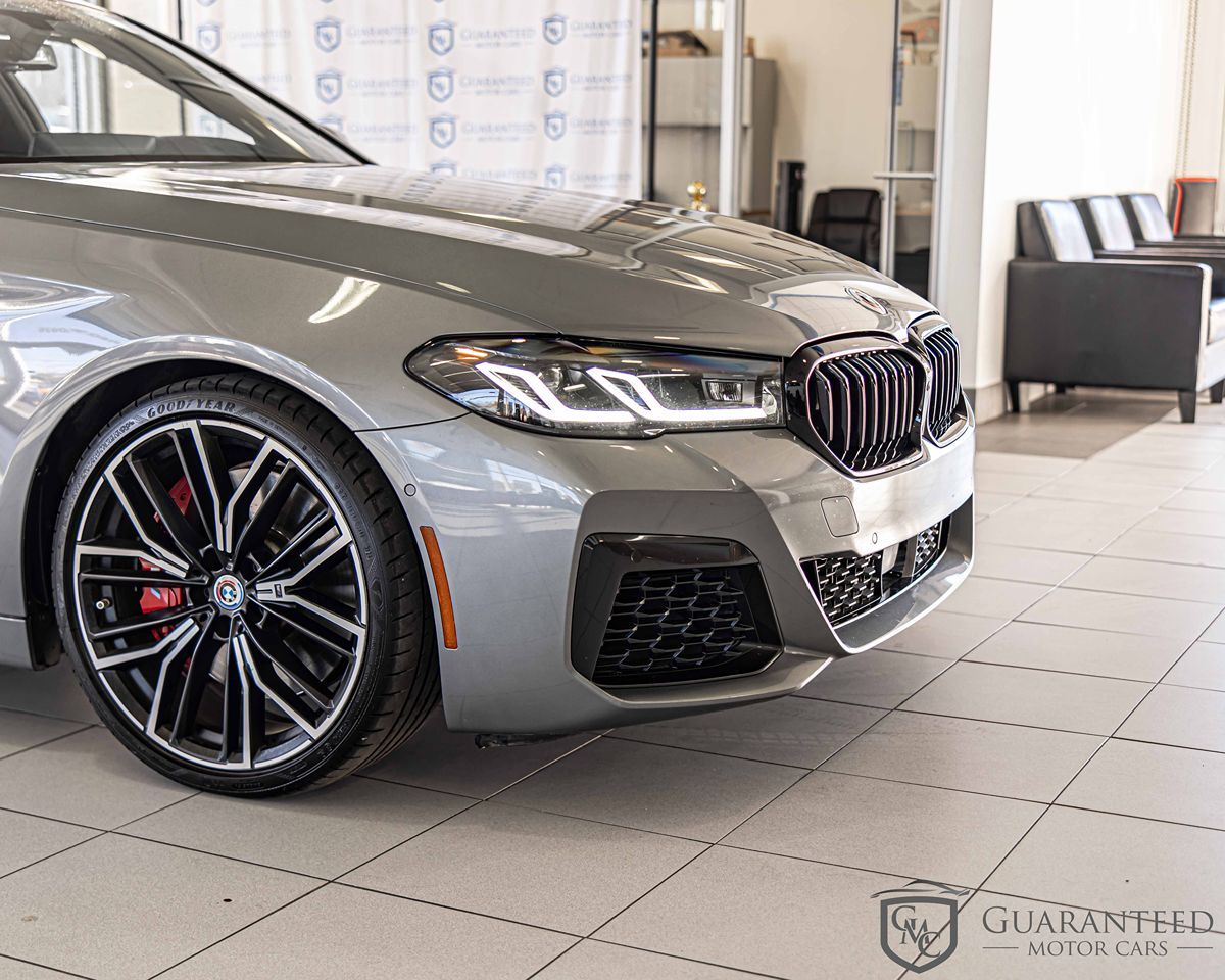 2023 Bmw M550i xDrive photo 3