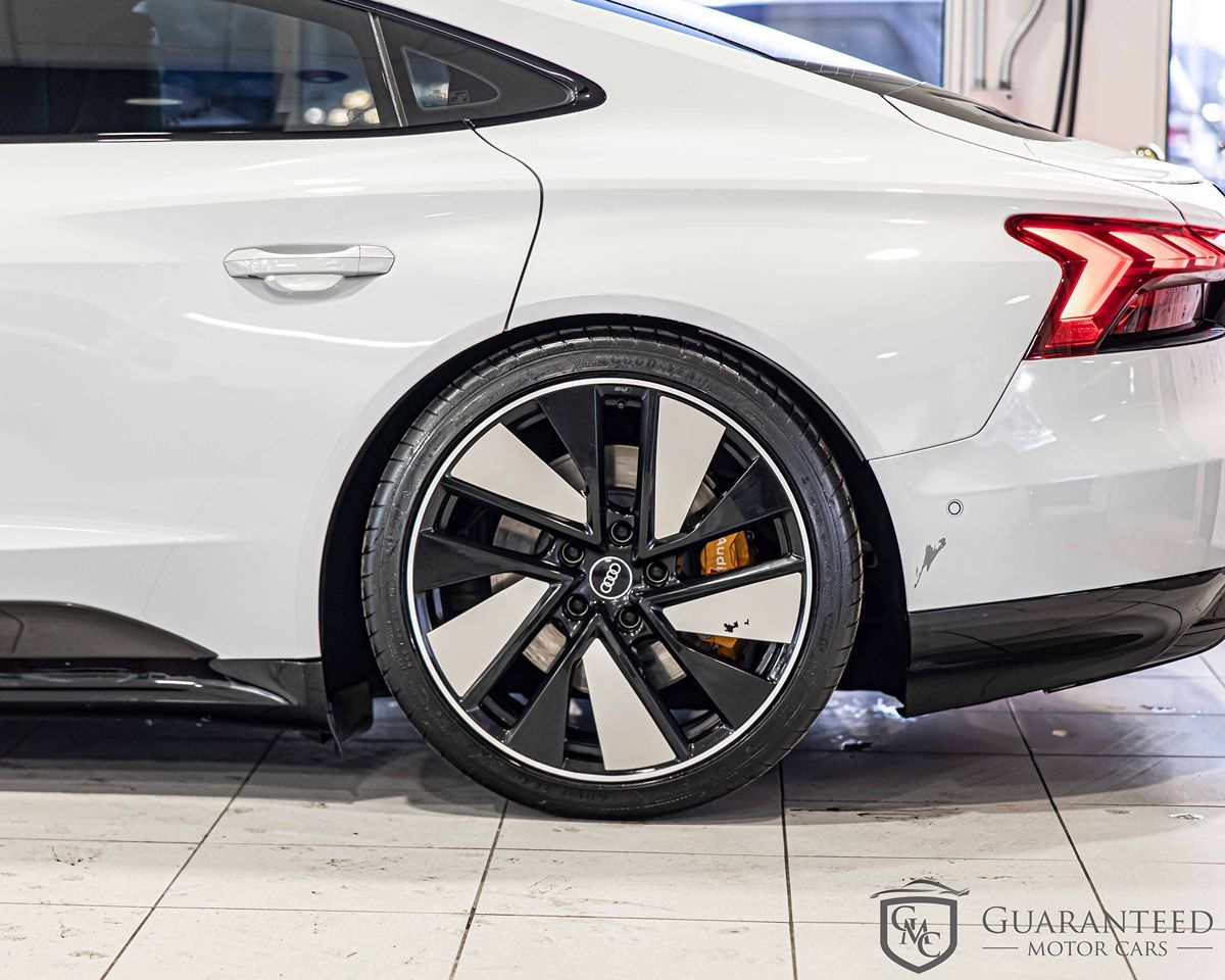 2022 AUDI RS E-TRON GT - Image 7