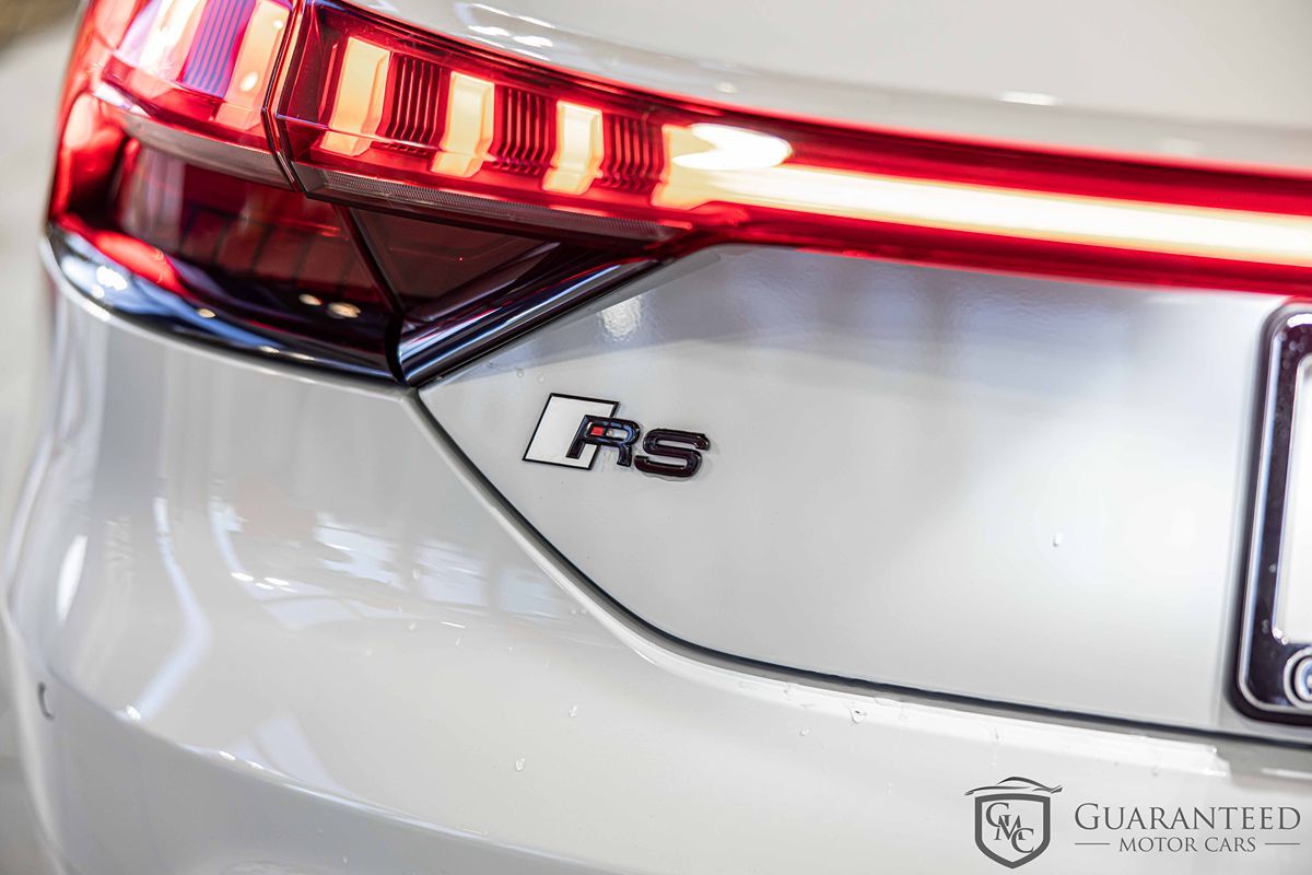 2022 AUDI RS E-TRON GT - Image 15