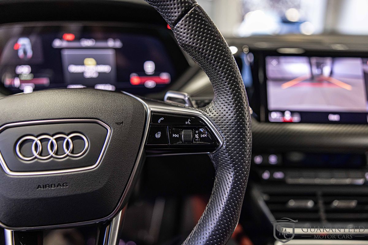 2022 AUDI RS E-TRON GT - Image 27