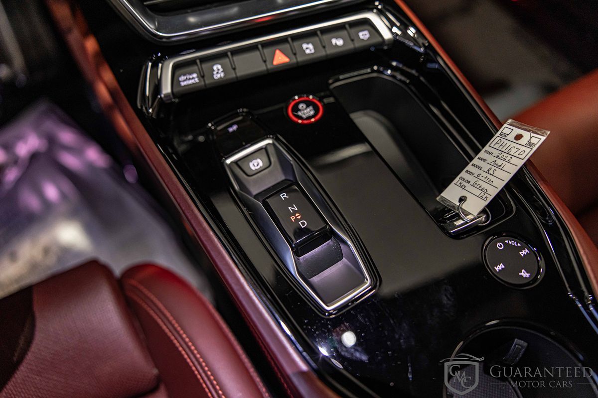 2022 AUDI RS E-TRON GT - Image 31