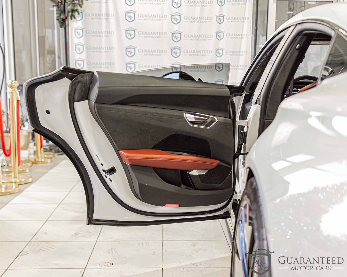 2022 AUDI RS E-TRON GT - Image 36