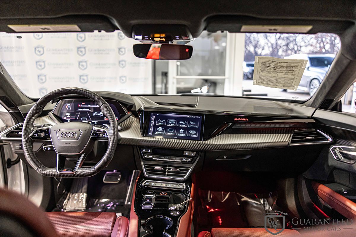 2022 AUDI RS E-TRON GT - Image 37