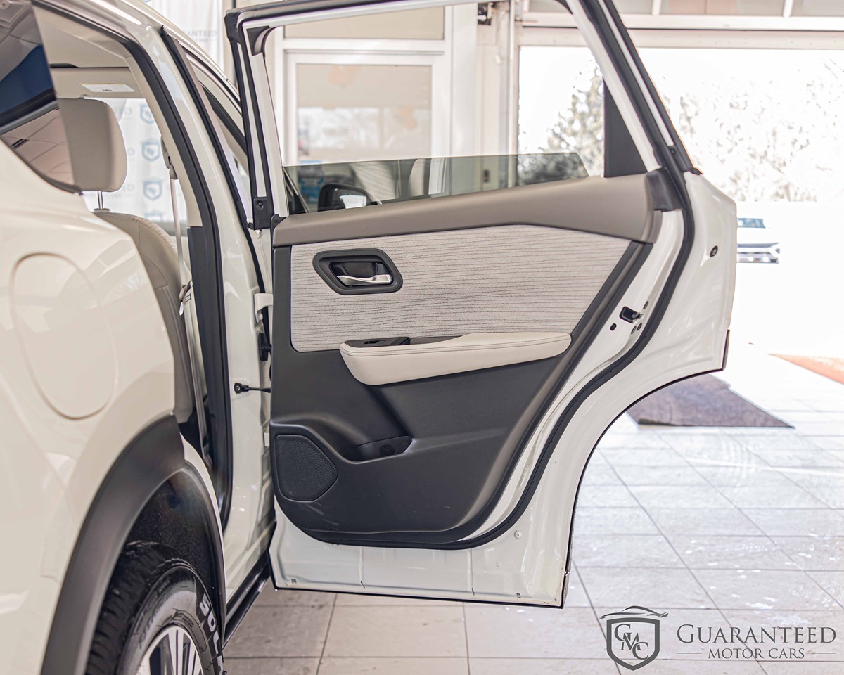 2023 NISSAN ROGUE - Image 37