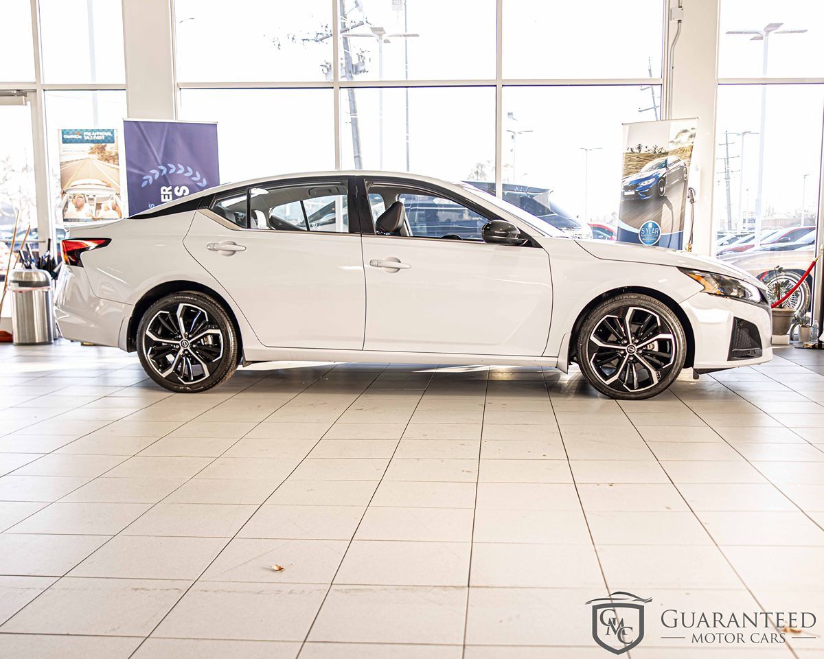 2023 NISSAN ALTIMA - Image 10