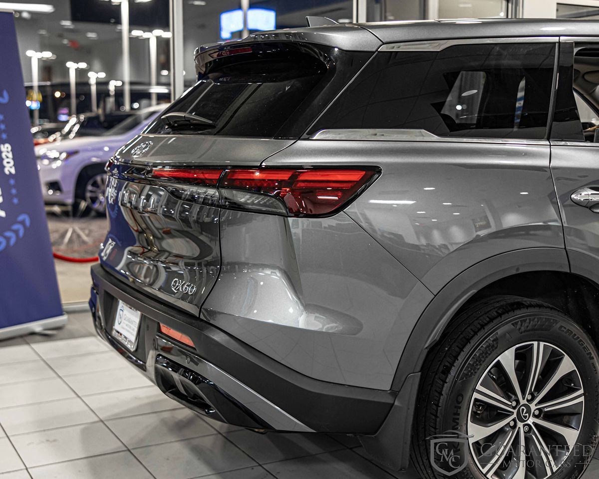 2023 INFINITI QX60 - Image 13