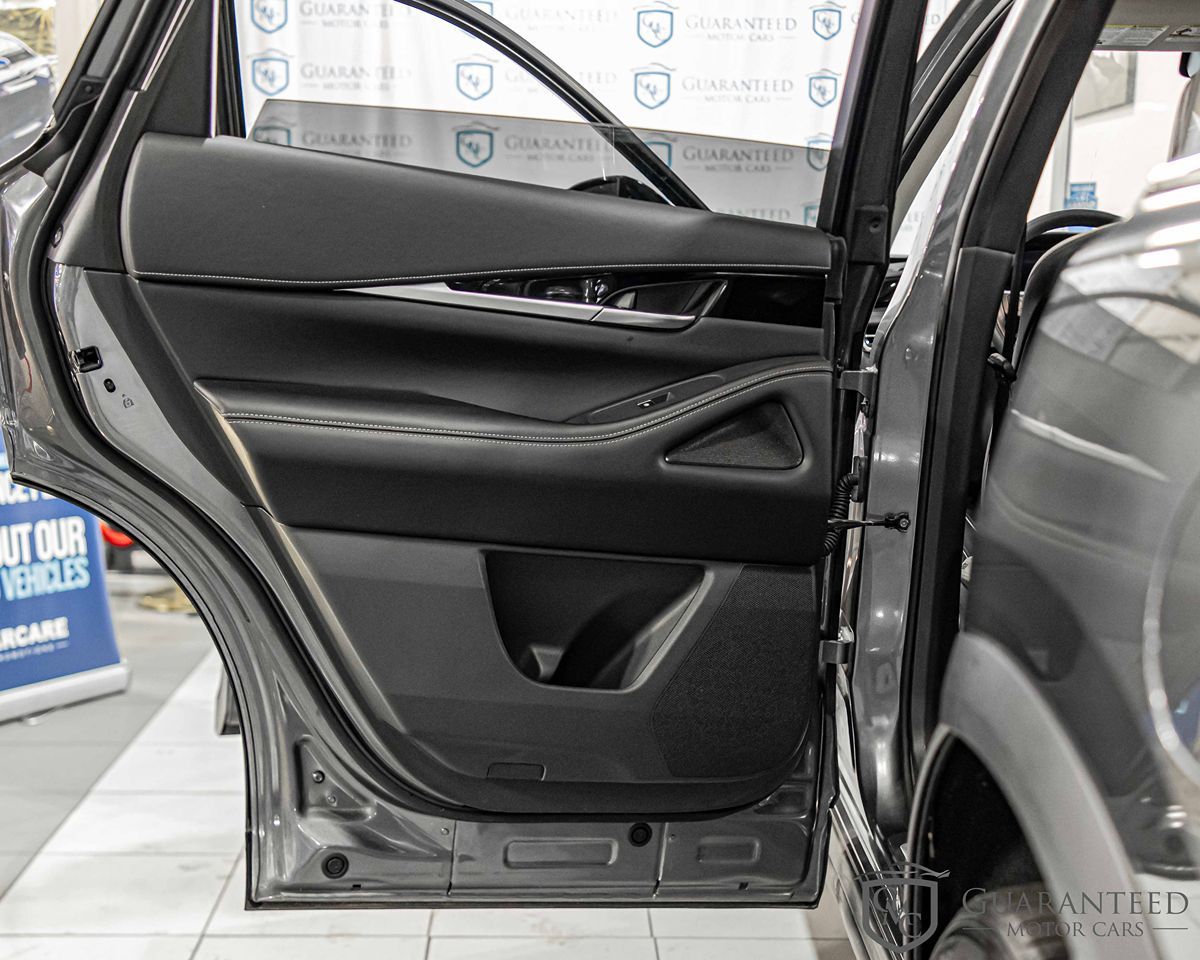 2023 INFINITI QX60 - Image 35