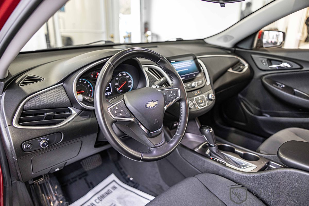 2020 CHEVROLET MALIBU - Image 20