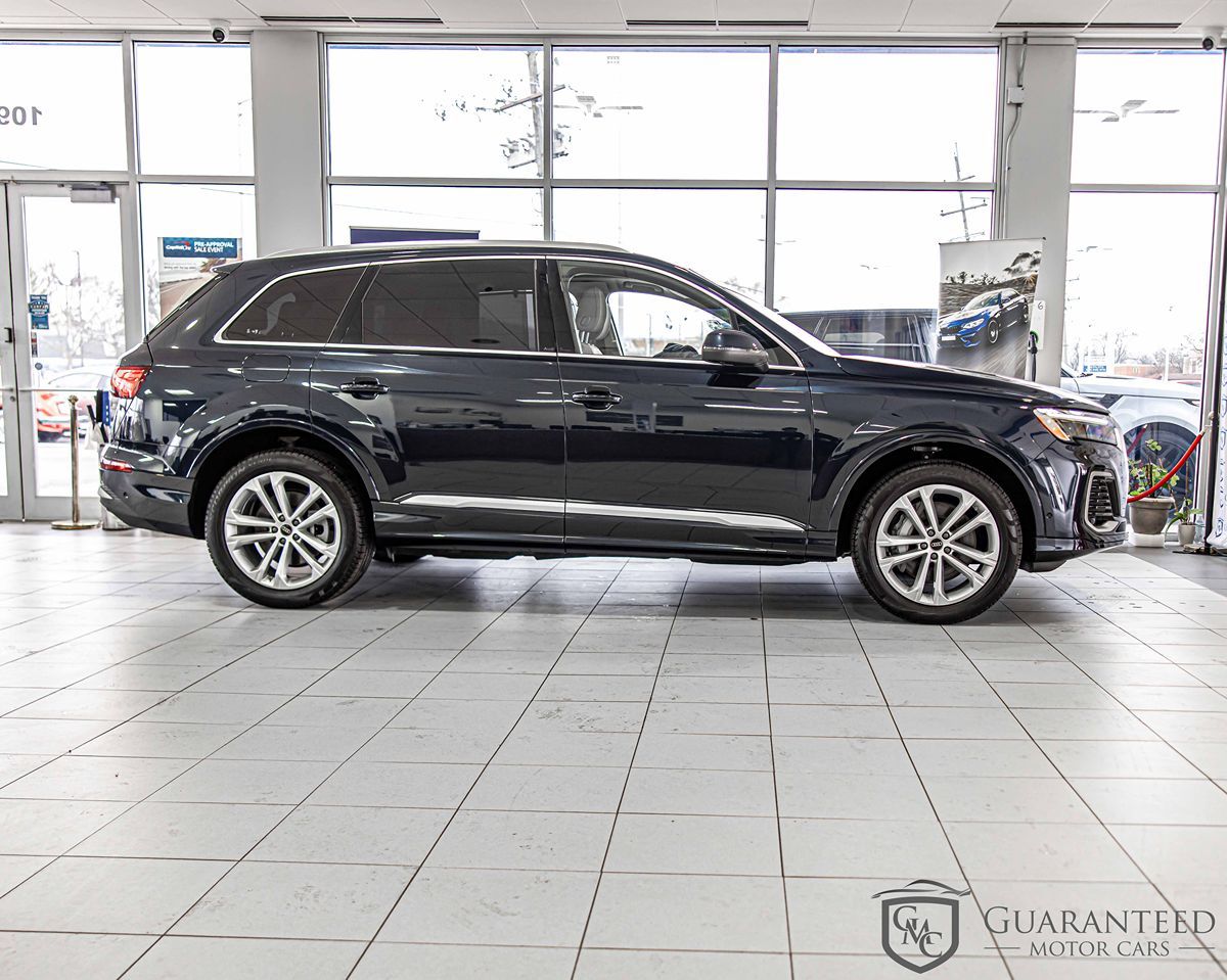 2025 AUDI Q7 - Image 10