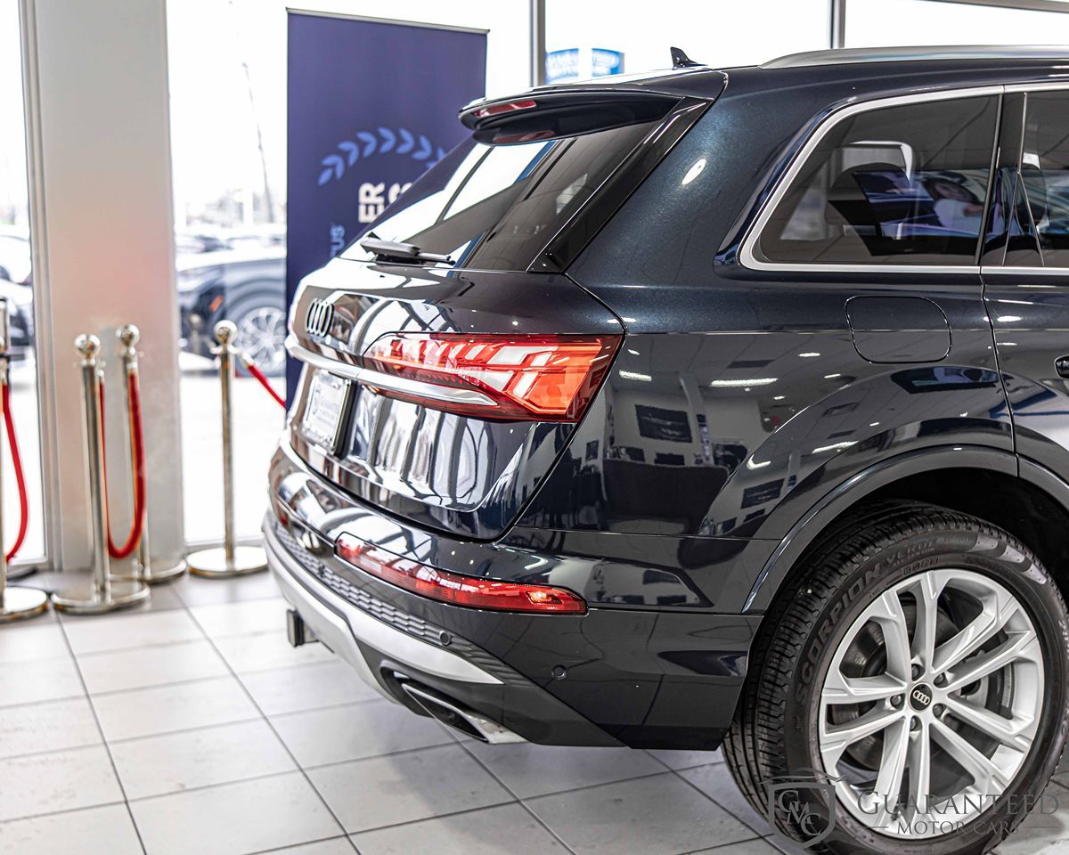 2025 AUDI Q7 - Image 13