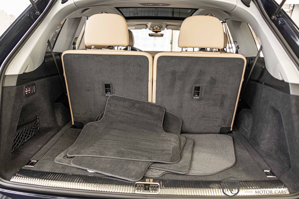 2025 AUDI Q7 - Image 17