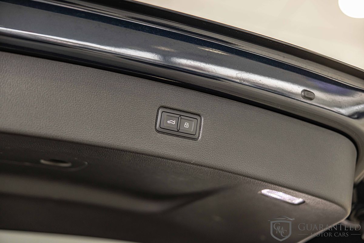 2025 AUDI Q7 - Image 18