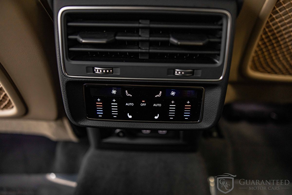 2025 AUDI Q7 - Image 37