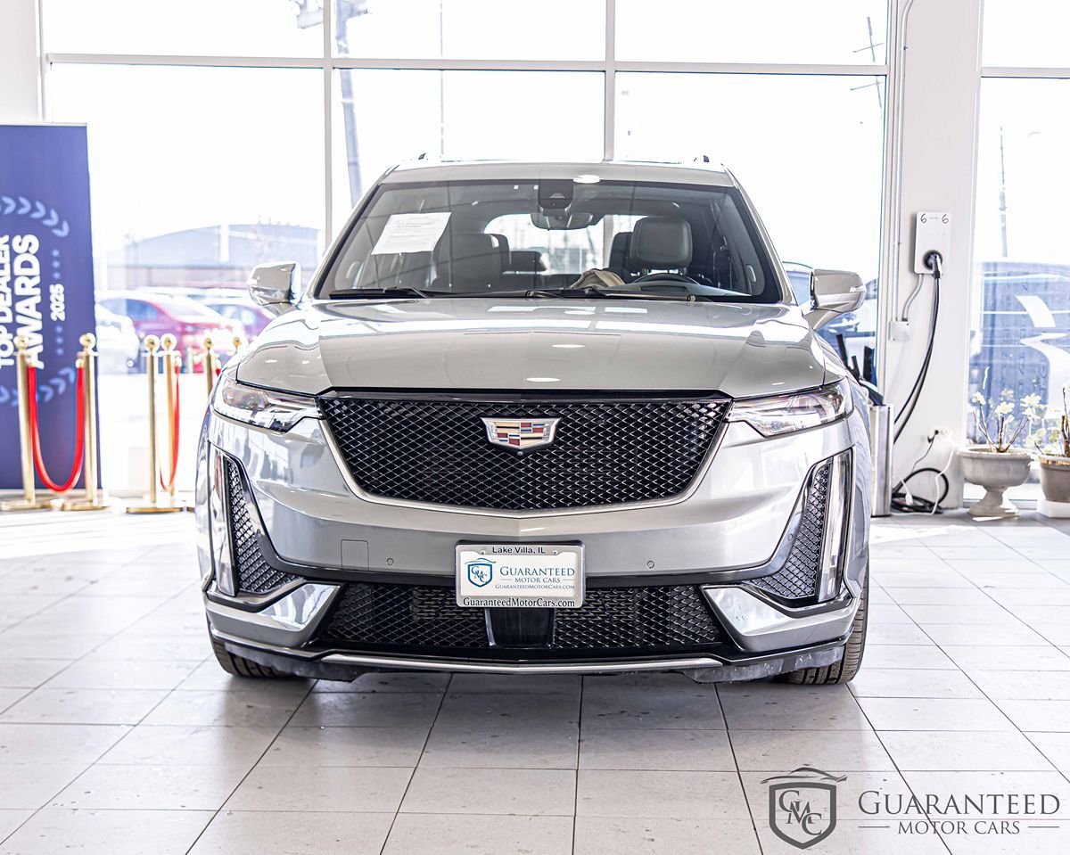 2023 CADILLAC XT6 - Image 2