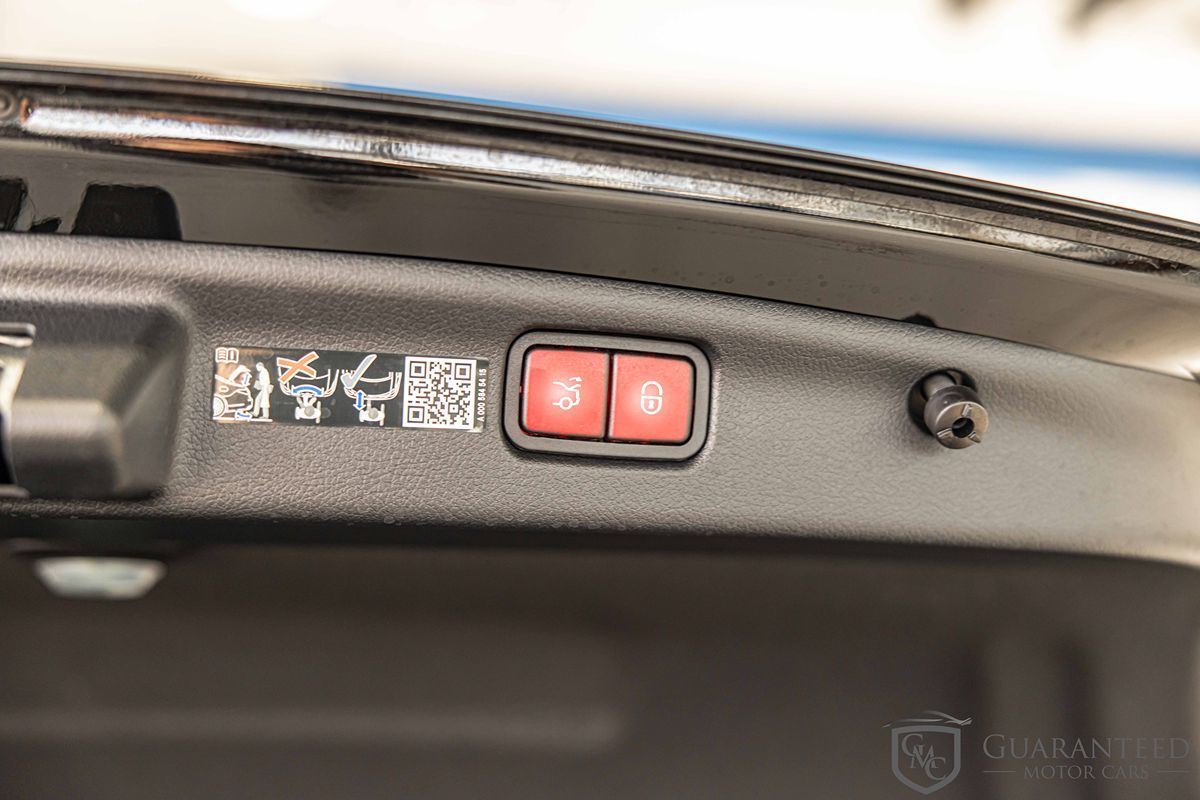 2024 MERCEDES-BENZ C-CLASS - Image 19