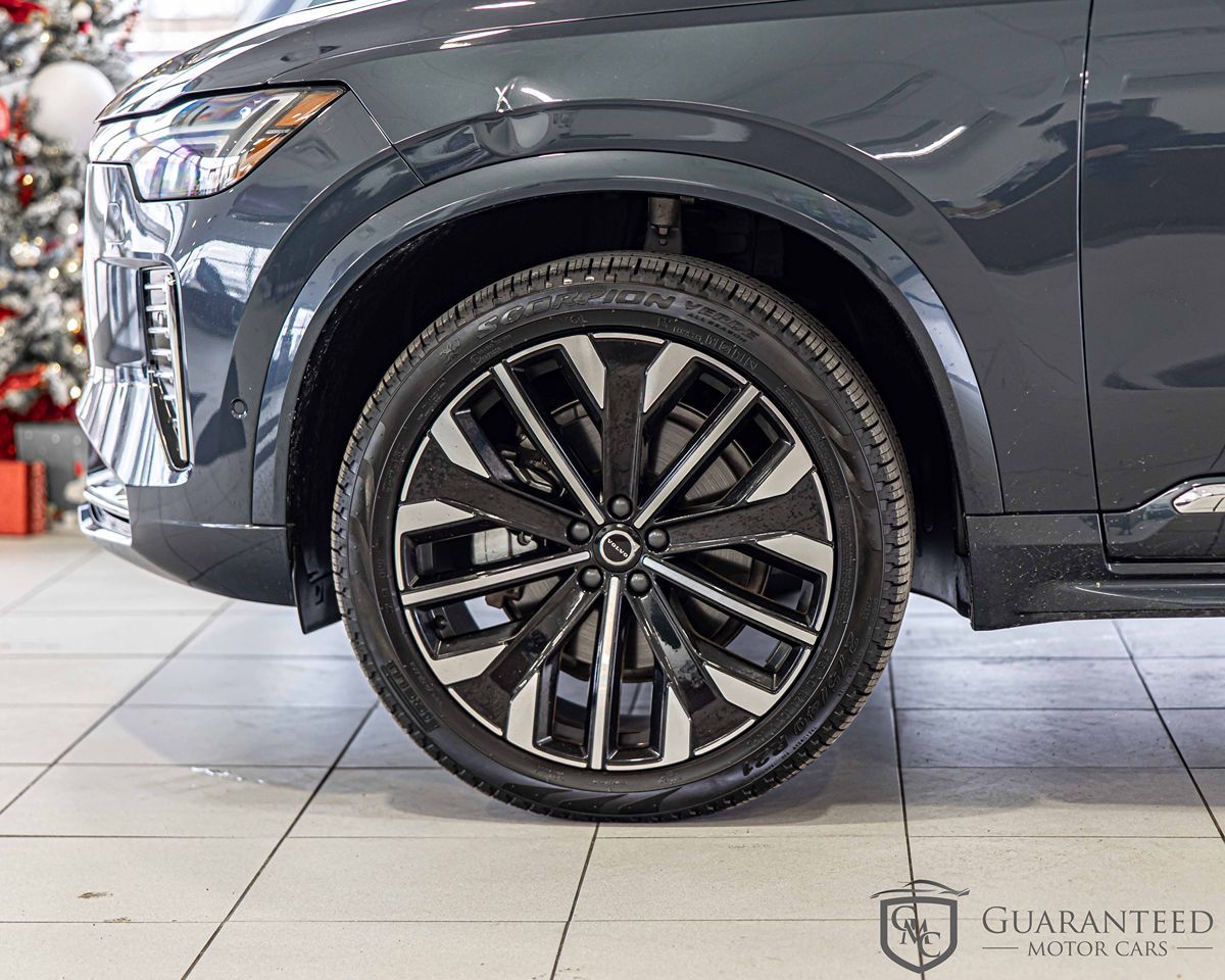2025 VOLVO XC90 - Image 9