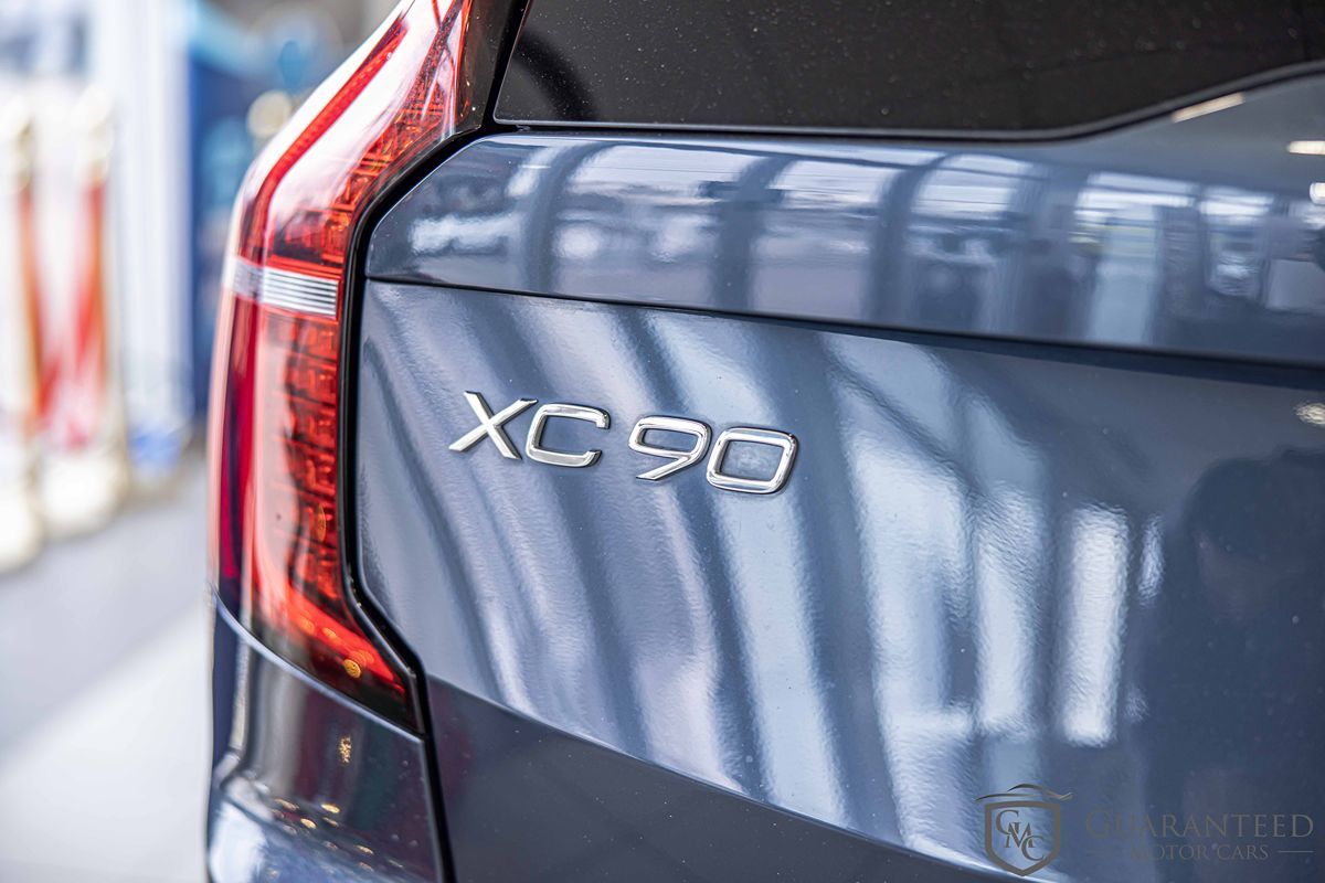 2025 VOLVO XC90 - Image 16