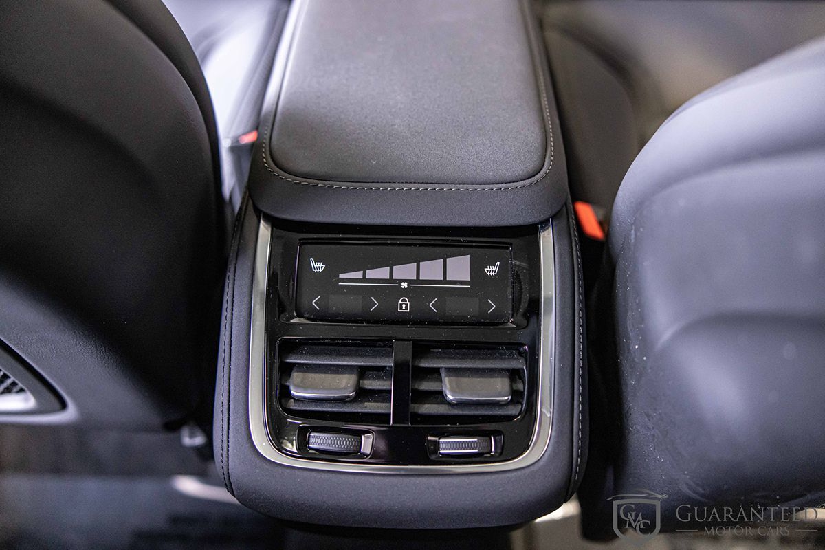 2025 VOLVO XC90 - Image 36