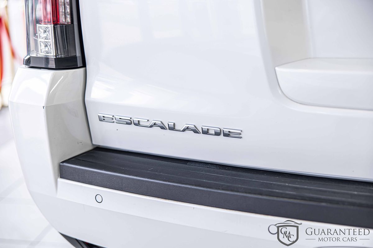 2019 CADILLAC ESCALADE ESV - Image 16