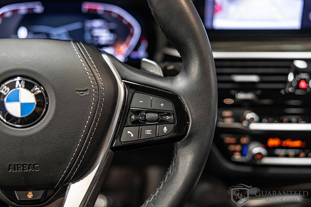 2022 BMW 530I - Image 28