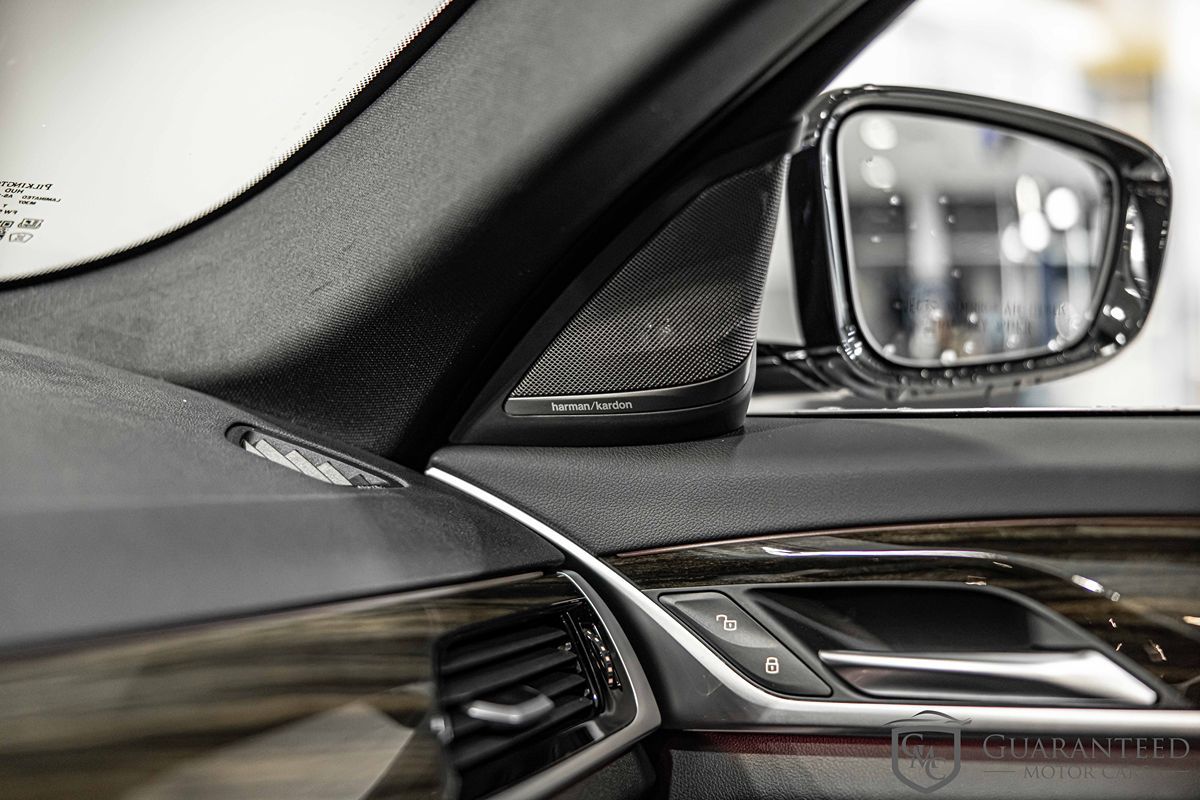 2022 BMW 530I - Image 34