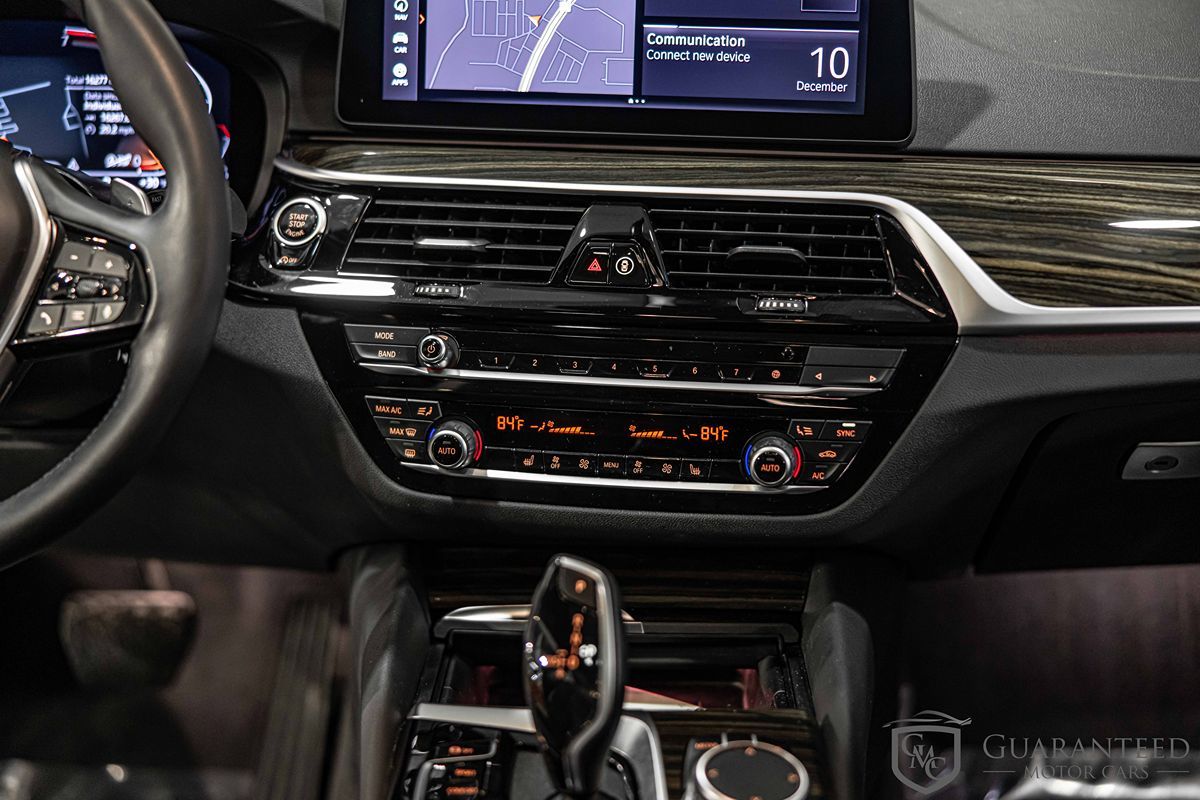 2022 BMW 530I - Image 41