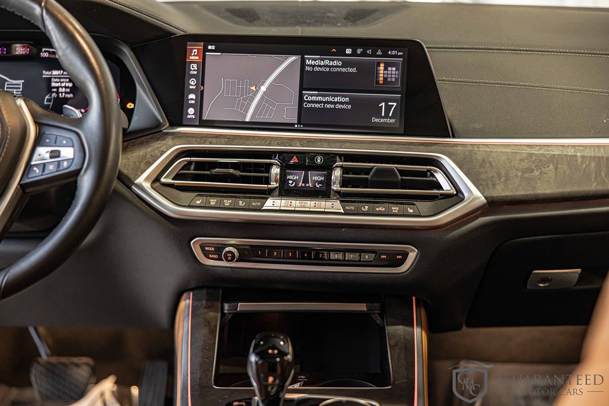 2022 BMW X5 - Image 31