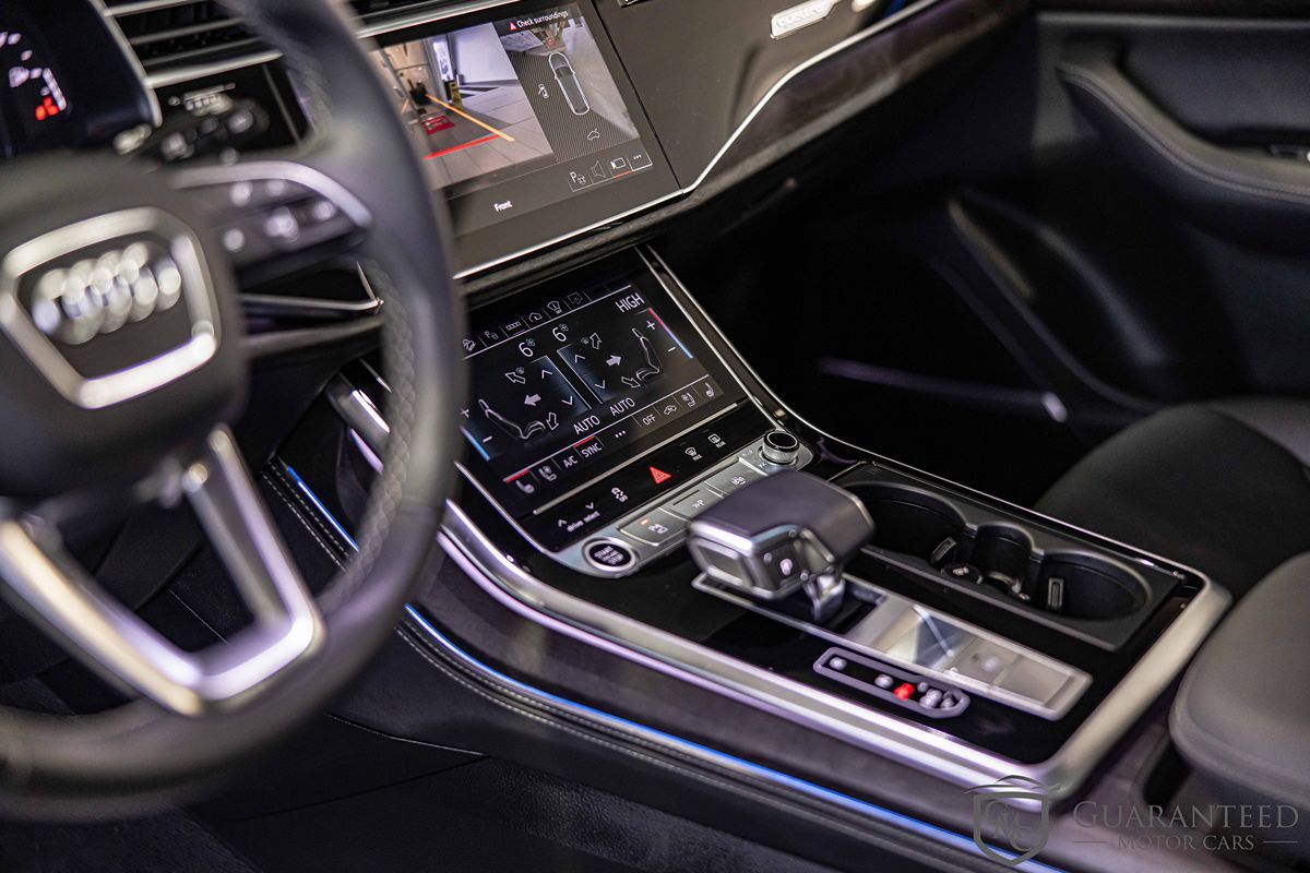 2023 AUDI Q8 - Image 23