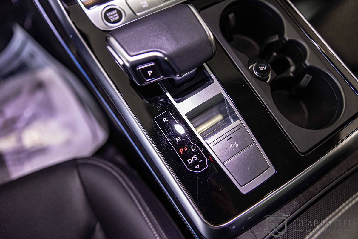 2023 AUDI Q8 - Image 31