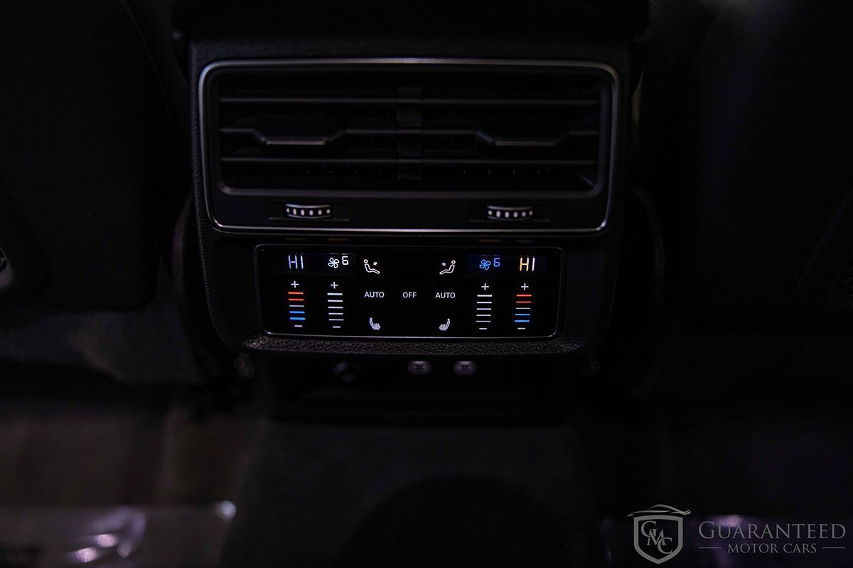 2023 AUDI Q8 - Image 36