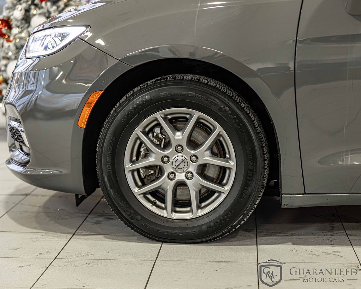 2022 CHRYSLER PACIFICA - Image 9