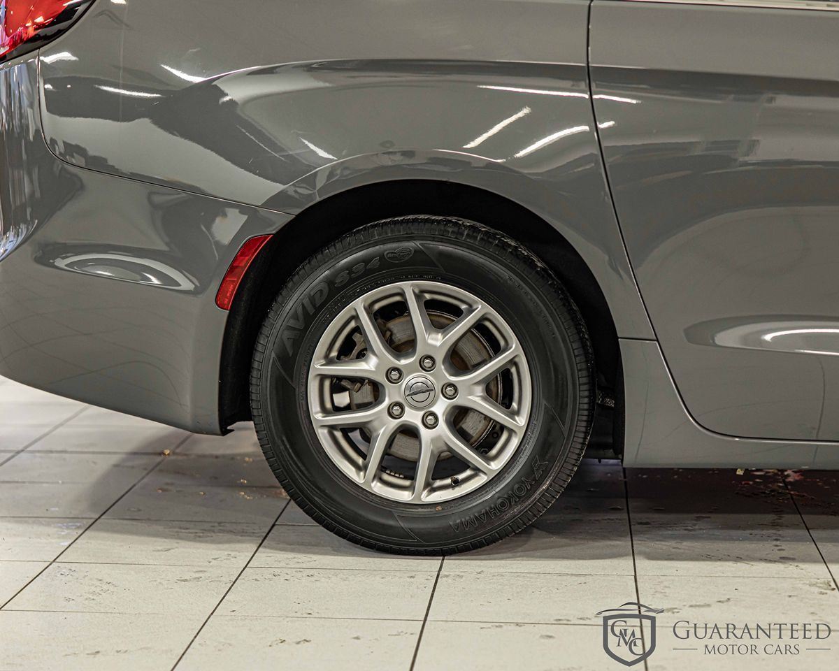 2022 CHRYSLER PACIFICA - Image 12