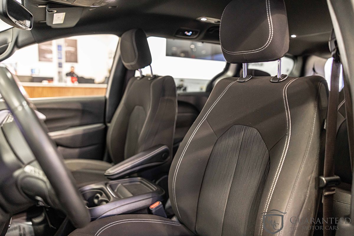 2022 CHRYSLER PACIFICA - Image 19