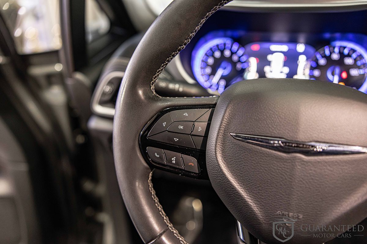 2022 CHRYSLER PACIFICA - Image 25